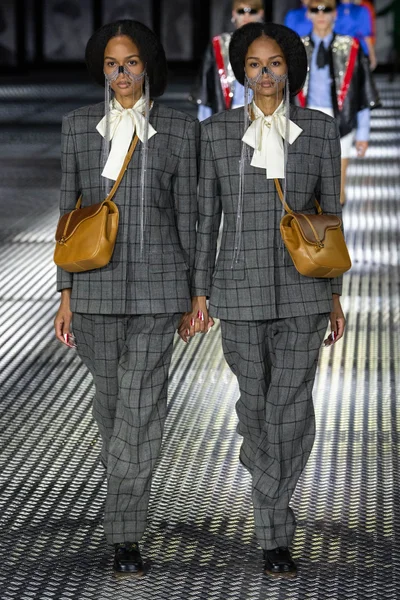Look 59